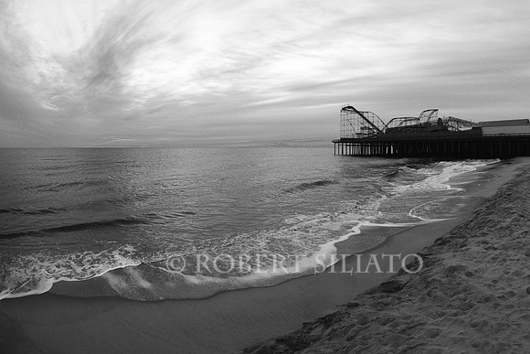 Jet Star and Casino Pier - January 2012 B&W
